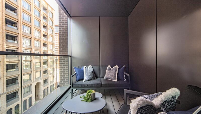 4 Thornes House, 6-8 Charles Clowes Walk, London